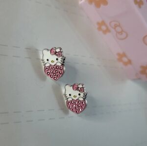 Hello Kitty Earrings